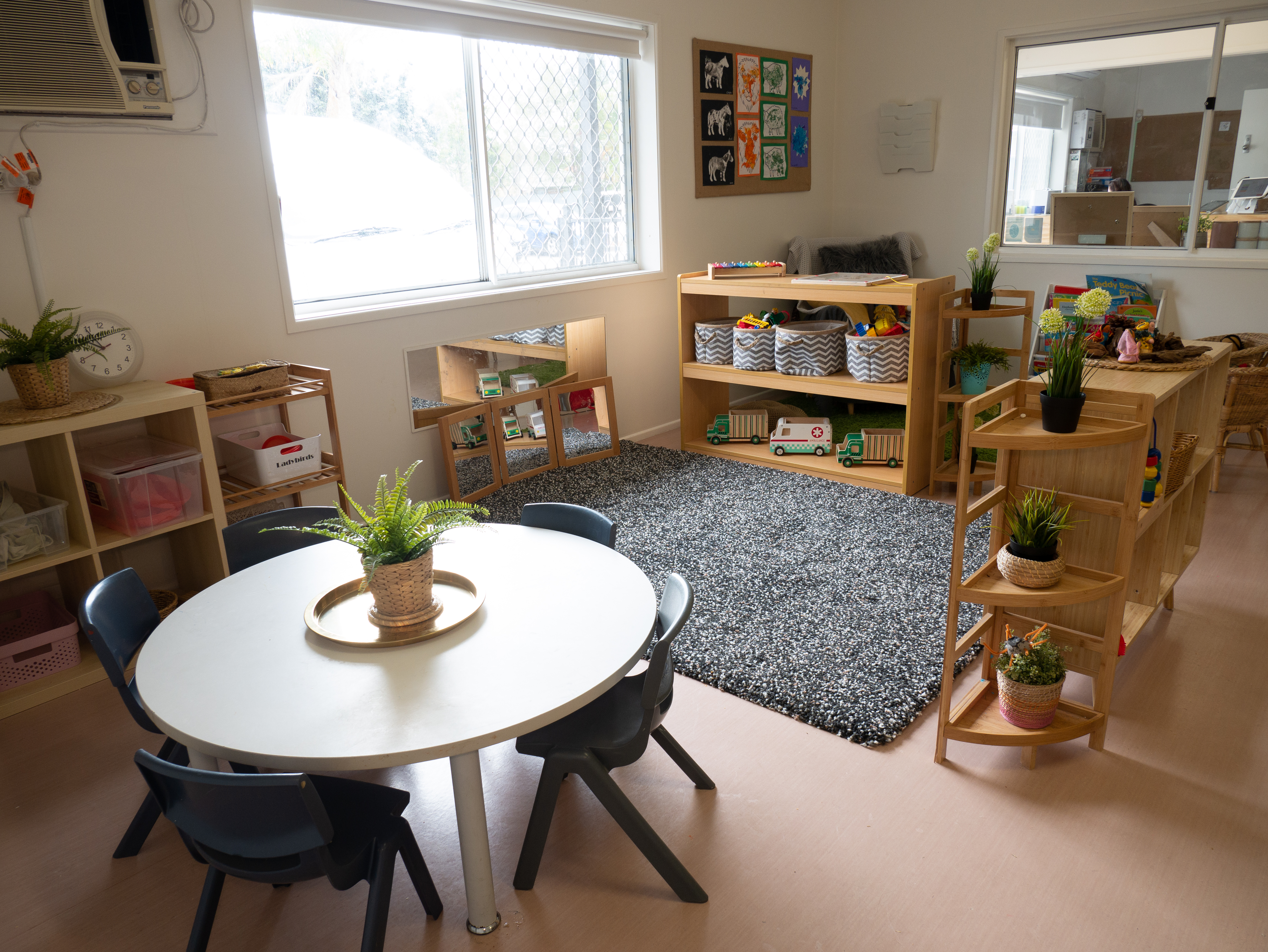 Day_One_EL_LT-1070768